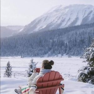 Meet your Posher, Isabela